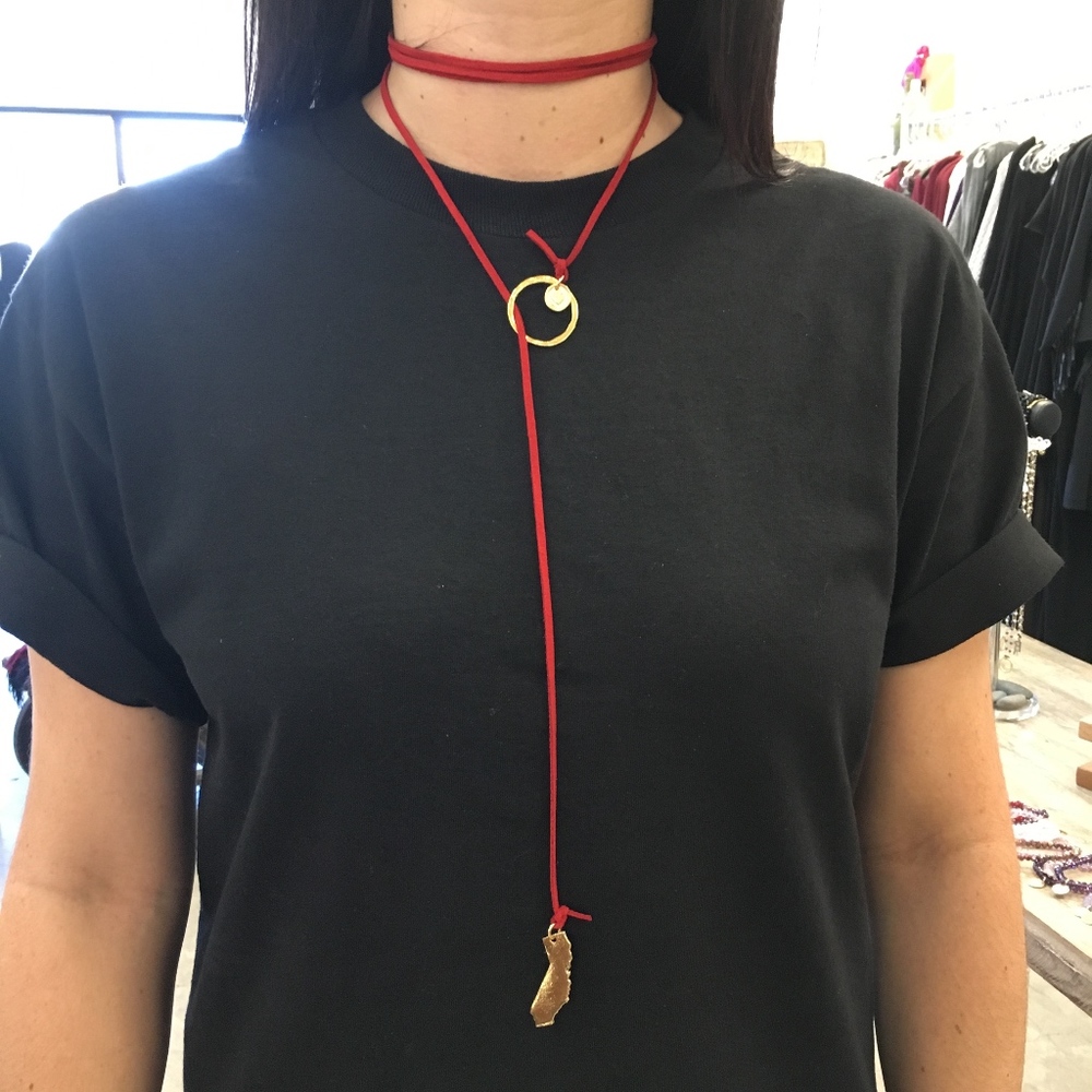 Bolo Style Necklace Red suede choker